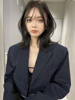 サイン 渋谷(SIGN)&nbsp;インナーカラーレイヤーカットイヤリングカラーミディアムヘア