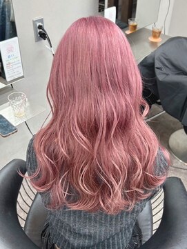 エミーバイモアムー(Emmie byMoremuu) レッドピンク