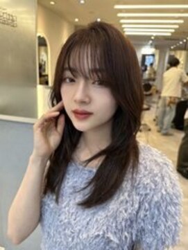 コビーバイジーナ 梅田茶屋町(Coby by Zina) ＊暗髪レイヤー似合わせカットミディ＊美髪【Zina Coby梅田】