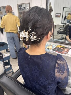 ベニス(VENICE) Bobのアップスタイル