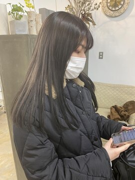 ニュード(niud) くすみグレージュ