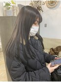 くすみグレージュ