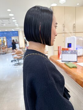 モリオ フロム ロンドン サッポロファクトリー店(morio FROM LONDON) 【morio札幌】札幌ボブ 黒髪ぱつっとボブ