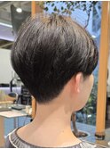 首が綺麗に見える刈り上げマッシュショート　フクザワ
