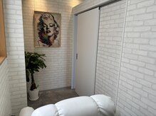 イル サローネ ディヴェルタ ドットアイ(il salone diverta .Eyes)の雰囲気（.Eyeの個室スペース公開ゆっくりとした時間で日頃の疲れリセット）