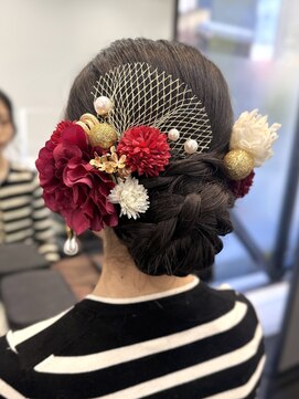 テテ(TETE) シニヨン