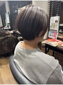 刈り上げショート　くびれショート　白髪ぼかし　30代40代50代