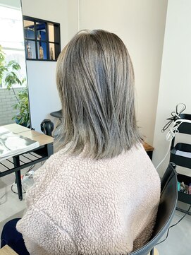 美容室 ツリー(Tree) ノンブローでおさまる大人スタイル『Tree hairsalon 』本厚木
