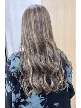 ヘアーアンドリラクゼーション ナスカ(Hair&Relaxation NazcA) コントラストハイライト