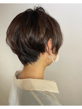 モディッシュバイアルティナ(modish by artina) 丸みショート×グレージュ