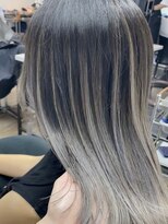 ヴィフ 大船(VIF)&nbsp;グレーアッシュ/バレイヤージュ/グラデーション/大船駅大船/鎌倉