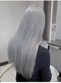 ホワイトグレージュ