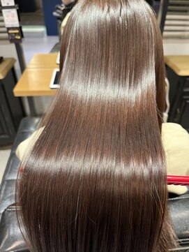 ライフ(LIFE) 髪質改善ヘアエステ/縮毛矯正/ストレート/イメチェン/フェミニン