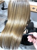 <ブリーチ履歴3回の髪の毛も美髪へ>髪質改善トリートメント