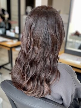 アトリエコア(Atelier Coa) ミルクティーベージュカラーくびれヘアグレージュカラー韓国