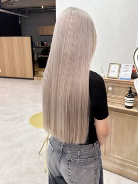 スイ(sui) ホワイトブロンド　ハイトーンカラー