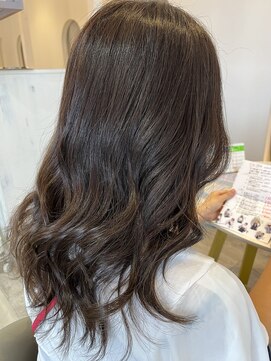 ハグクレア(HUG CLAIRE) ナチュラルグレージュ