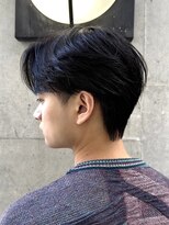 ショートネープで大人センターパートに