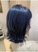 ブルー