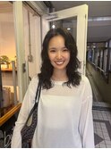 伸ばしかけでもパーマをしてまとまりあるヘアに