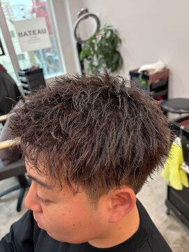 バトー バイ トリコ 船橋北口店(BATEAU by tricot) メンズ × ツイストパーマ