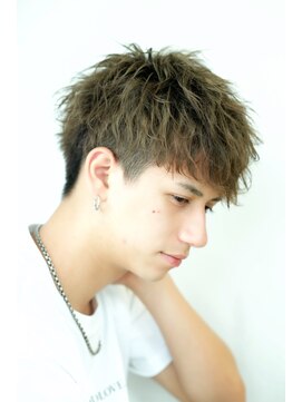 アーリー(Ali'i) ソフトツイストパーマノーセットツーブロック刈り上げ