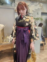 イット(it.) it. YUI 袴着付