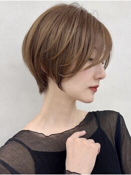 アッシュ 笹塚店(Ash)の写真/白髪染めを使わない白髪染め、脱白髪カラーも◎白髪ぼかしハイライトやツヤをだすトリートメントも豊富