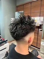 スタンドバーバー 柏(STAND BARBER)&nbsp;MEN’S HAIR/サーフカール/刈り上げセンターパート/<理容室>
