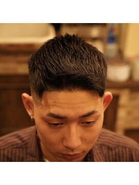 ピーキーズ 小倉店(Peaky's) fade  style