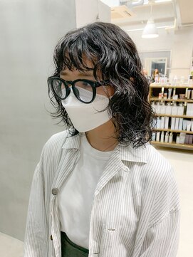 テトヘアー(teto hair) ミディアムパーマ、スパイラルパーマ、ウルフパーマ