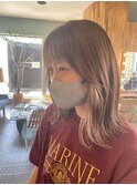 ハイトーンベージュ