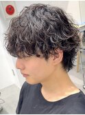 メンズパーマ波巻きパーマツイストスパイラルセンターパート韓国