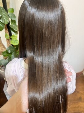 ル コワン ククー(Le coin coucou) 酸性ストレート