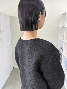 キートス 高知店(kiitos) ★パツっと切りっぱなしボブ