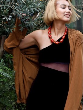 リブロ 三軒茶屋(LIBRO) 個性派×ワンレンショート