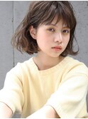 イメチェン/ホワイトブロンド/外ハネボブ/ワイドバング/表参道