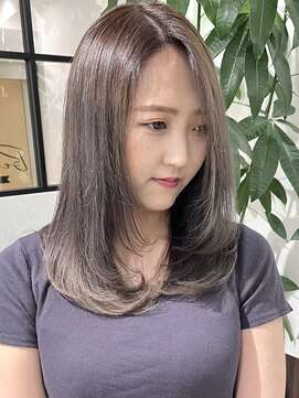 ベルヘアーデザイン 堺東(Belle hair Design) 顔周りレイヤーカット韓国風アディクシーカラーグレージュ堺東