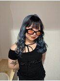 ペールブルー