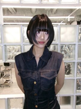 ミッシュバイアーバン(misch by urban.) レイヤーカット/ボブ/暗髪/透明感カラー