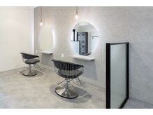 ニカ(Nica.)の雰囲気(店内セット面3面です☆)