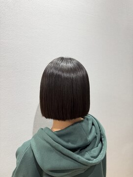 ループ バイ エスポワール(LoooP by Espoir) 切りっぱなしボブ