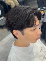 レタッチバイフィフス(RETOUCH by fifth)&nbsp;原宿メンズパーマフェザーパーマシャドウパーマセンターパート