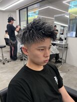 ハイセンス セカンド(HISENSE second)&nbsp;フェードショートツイストホワイハイライト【TAIKl】
