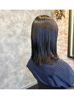 アンレーブ ヘア メイク&nbsp;艶感ダークグレージュ×切りっぱなし/秋カラー