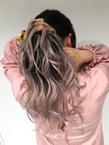 ラピス 池袋(Lapis)&nbsp;ホワイトグレー×グラデーション