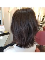 20代30代大人可愛いミディアムウルフ/外ハネ/アッシュグレージュ