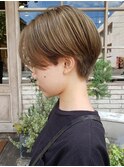 ハンサムショートとオリーブベージュ
