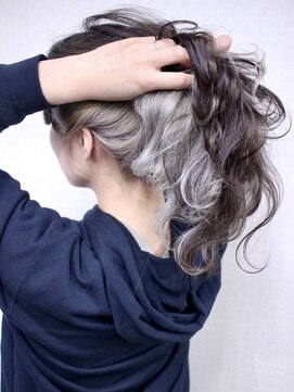 ディア(.eer) ホワイトインナーカラー wカラー トリプルカラー 夏冬トレンド