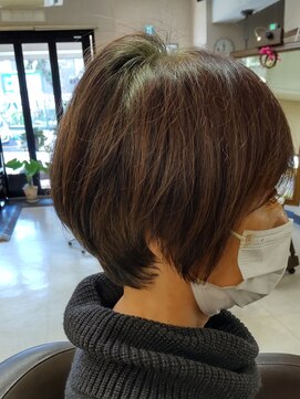 グリーン(GREEN) ひし形・ショートボブ